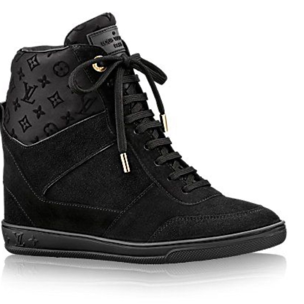 Sold on ebay Louis Vuitton Sneakers
